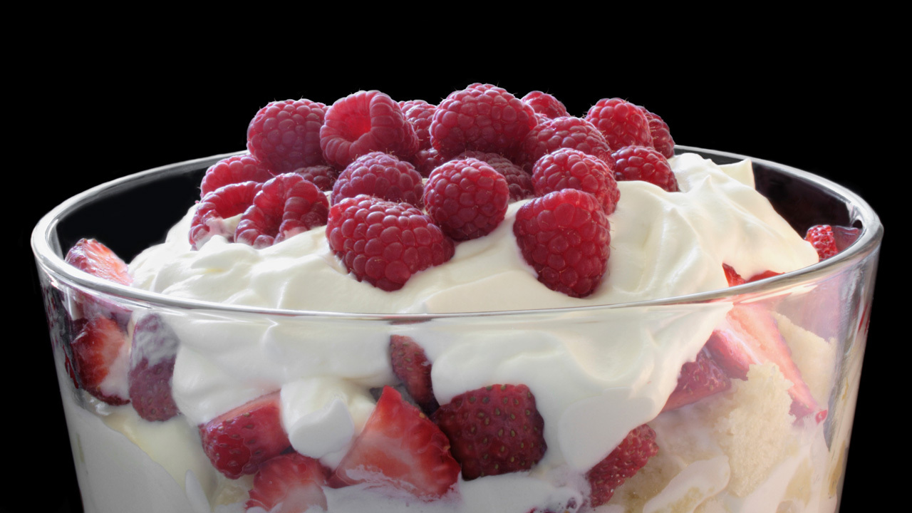 White Chocolate & Raspberry Trifle