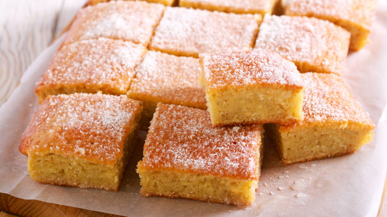 Raspberry and Coconut tray bake