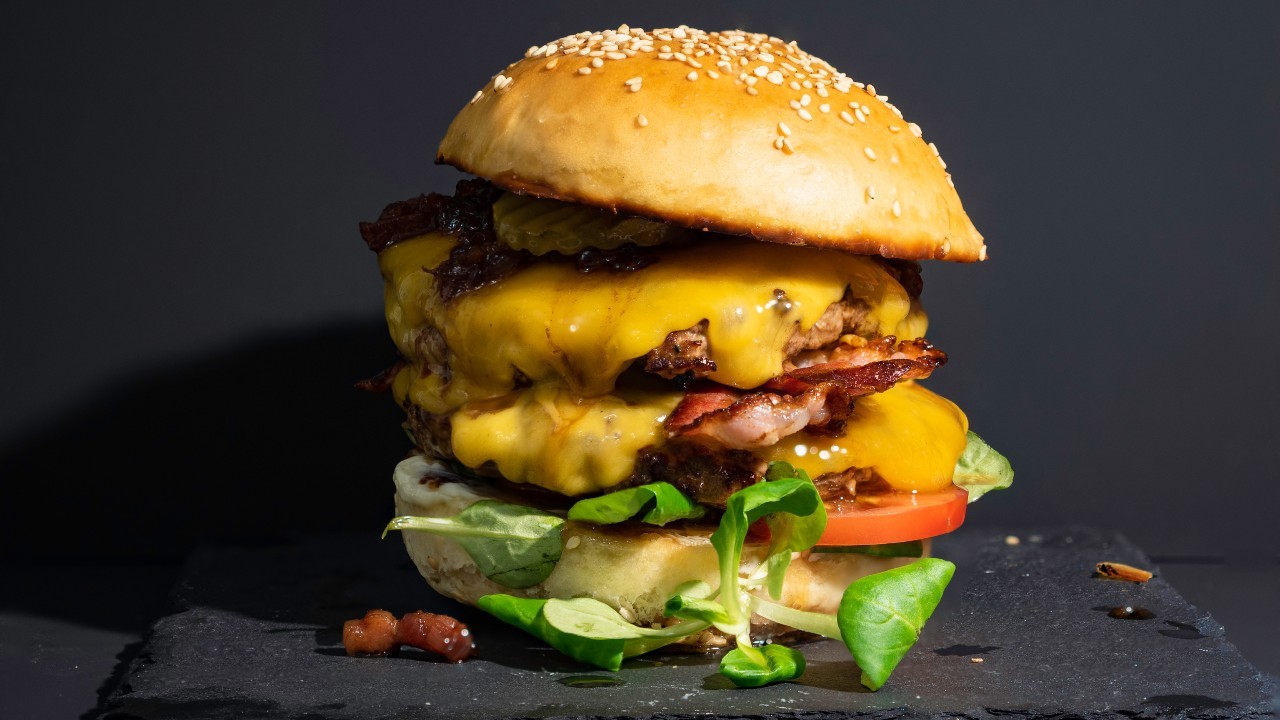 Classic American Cheese Burger Ireland AM