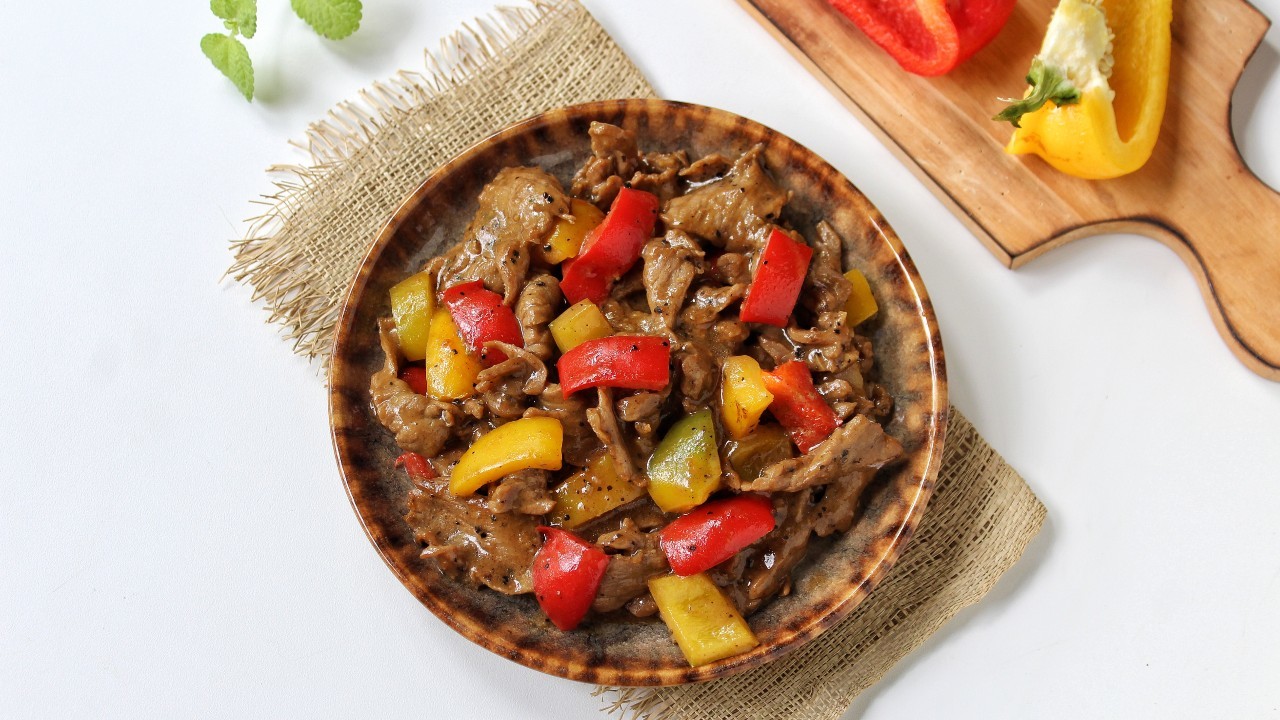 Stir Fry Black Pepper Irish Dry Aged Beef Fillet The Six O'Clock Show