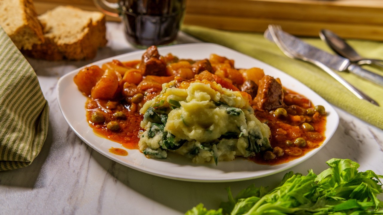 SlowCooked Beef Stew on Creamy Mashed Potatoes The Six O'Clock Show